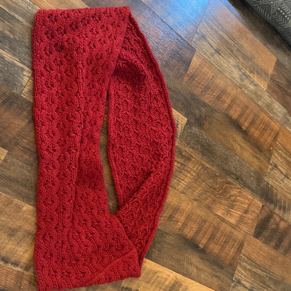 Covington infinity knitted scarf